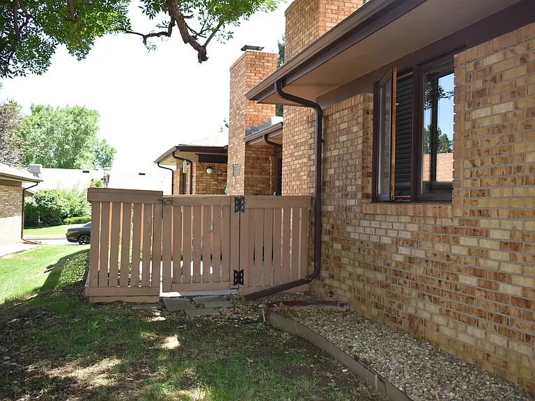 1339 Aspen Pl — Photo 11