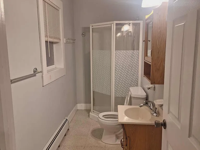 409 Sanders St #2 — Photo 18