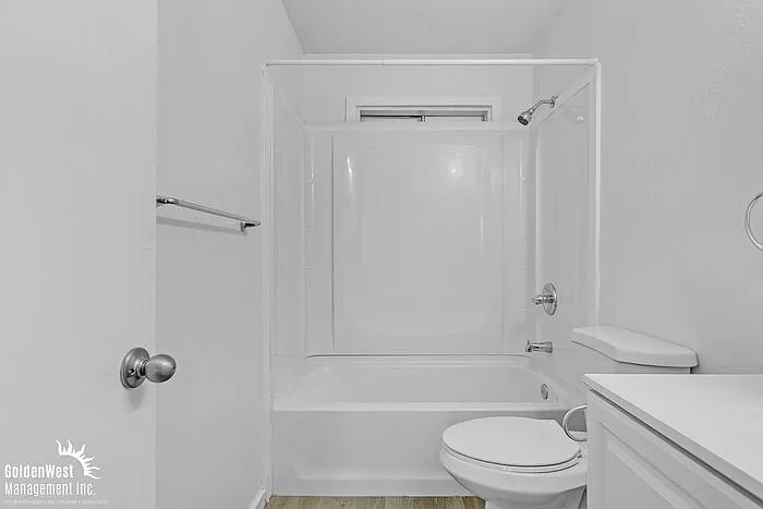 6816 N 17th Ave #4 — Photo 7
