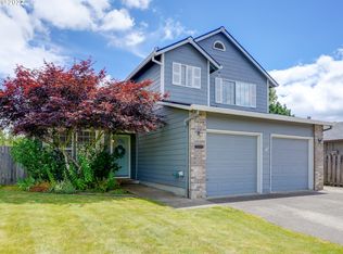 2008 N Valeri Dr, Newberg, OR 97132
