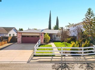 1425 W Cypress Rd, Oakley, CA 94561