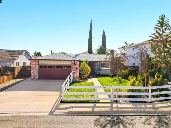 1425 W Cypress Rd, Oakley, CA 94561