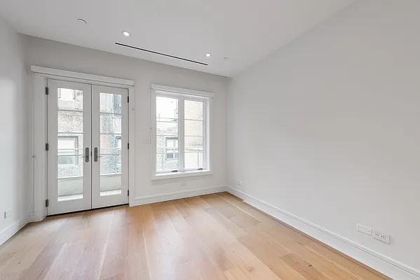 Rented by Nest Seekers International | media 29