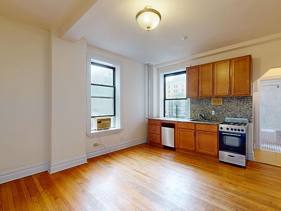 4th image of 324 W 84th St APT 53
