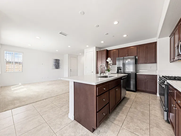181 Promenade St — Photo 16