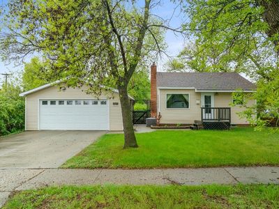 1111 15th St NW, Minot, ND, 58703