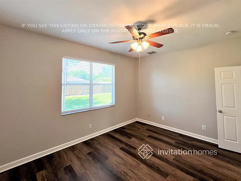 1738 SW Haylake Ave — Photo 10
