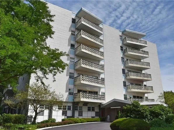 275 N Portage Path APT 3F, Akron, OH 44303