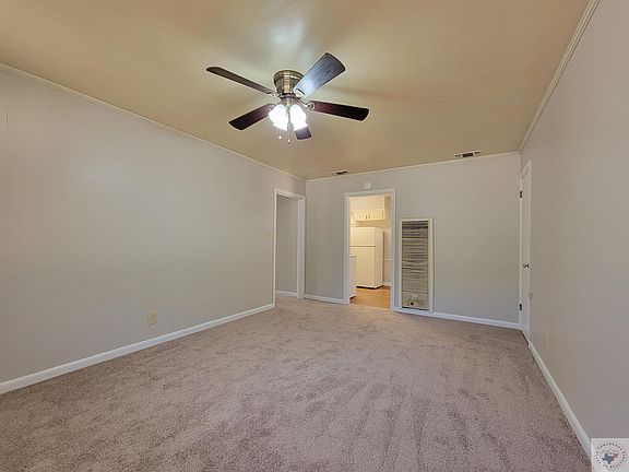 5th image of 221 Terrace Ln