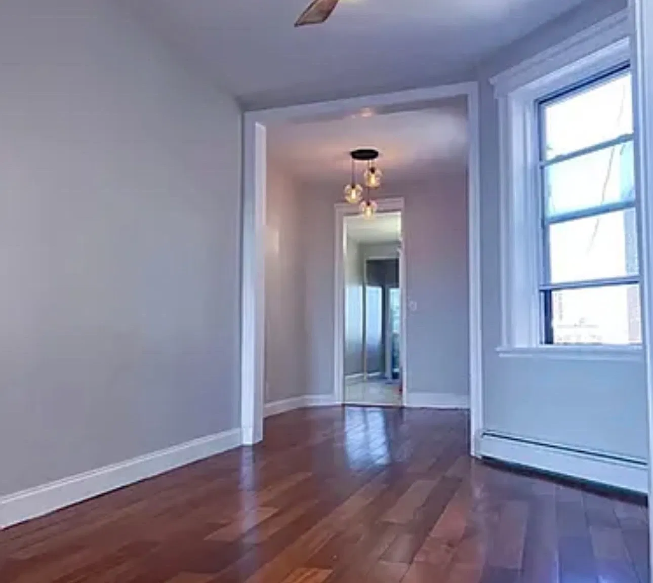 2 bed, 1300 sqft, $2,995 — Photo 4