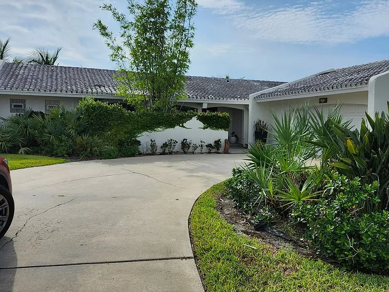 470 Bal Harbor Blvd — Photo 24
