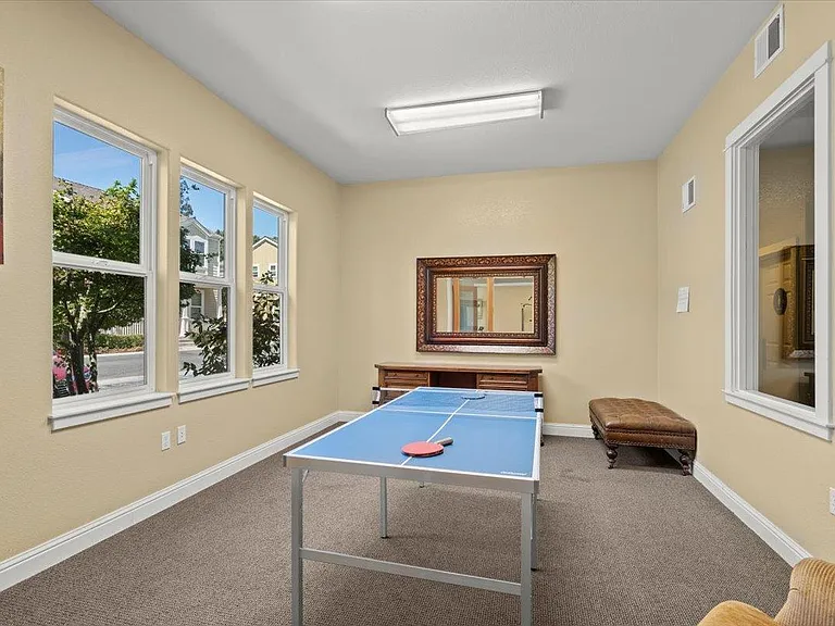 108 Creekside Village Dr — Photo 28