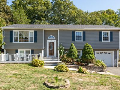 26 Meadowbrook Road, West Haven, CT, 06516