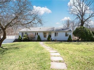 18 Rundelane, Bloomfield, CT 06002