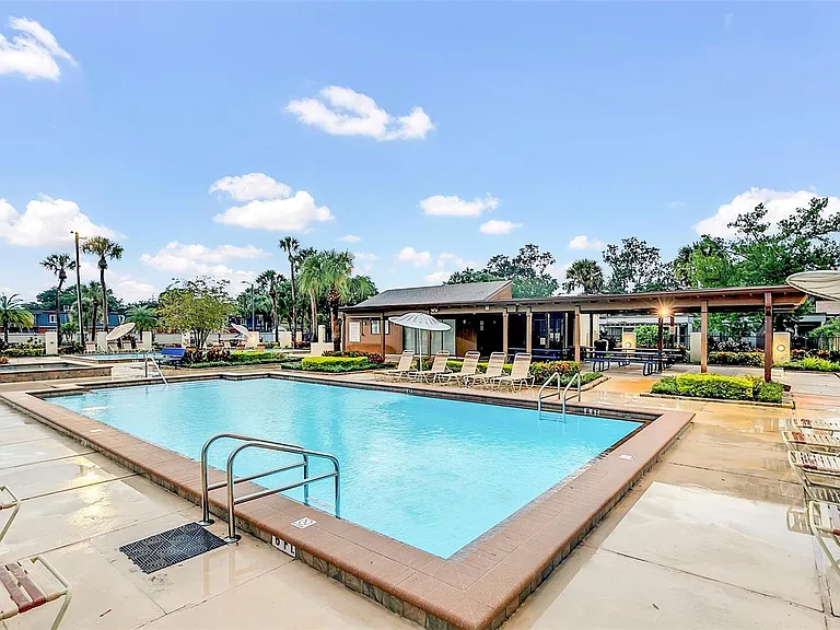 2300 Barbados Dr — Photo 37