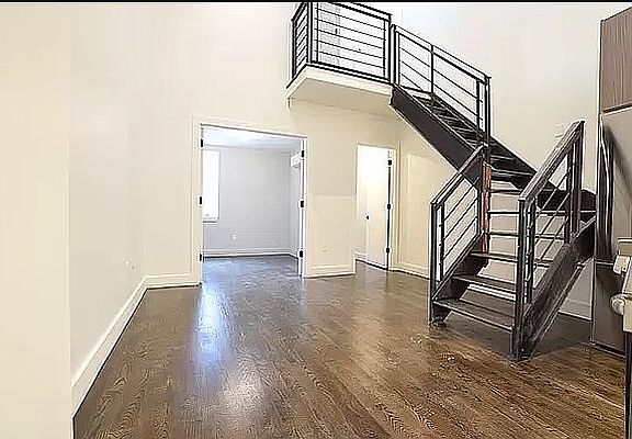 2nd image of 2734 Snyder Ave #4EE
