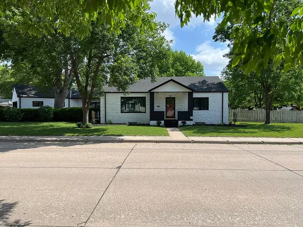 523 S Clay St, Grand Island, NE 68803