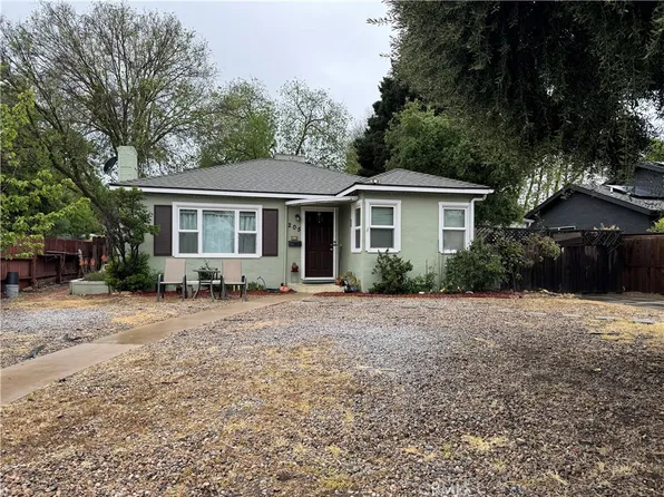 205 Oak St, Paso Robles, CA 93446