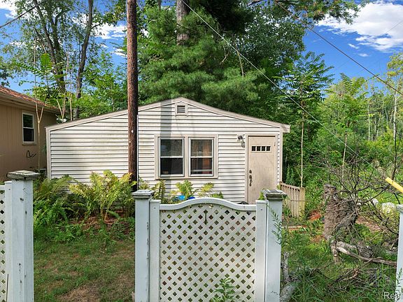5th image of 4313 Pantek Park Dr