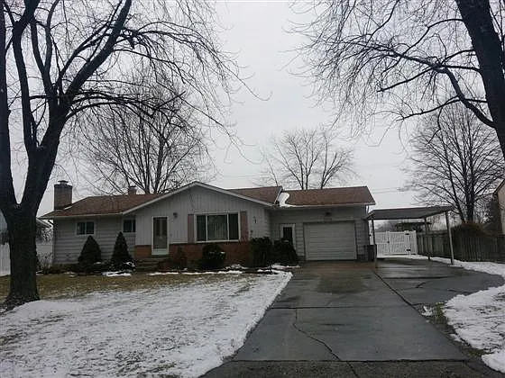 3936 Ranch Dr photo 1