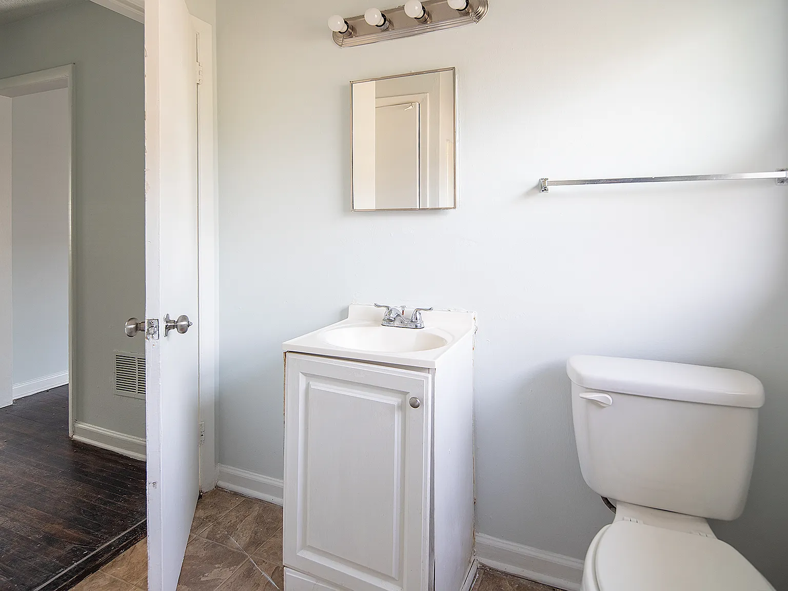 1 bed, 600 sqft, $1,000 — Photo 1