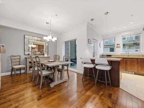 897 Premier St #24, North Vancouver, BC V7J 2G7