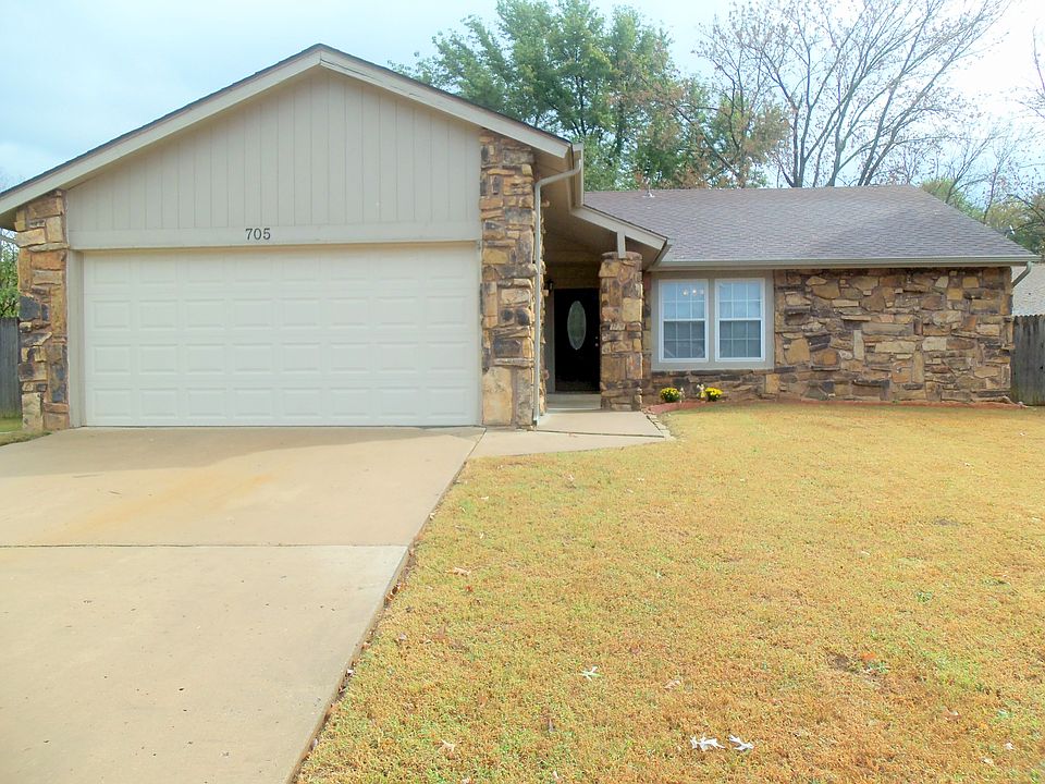 Simple, clean street appeal