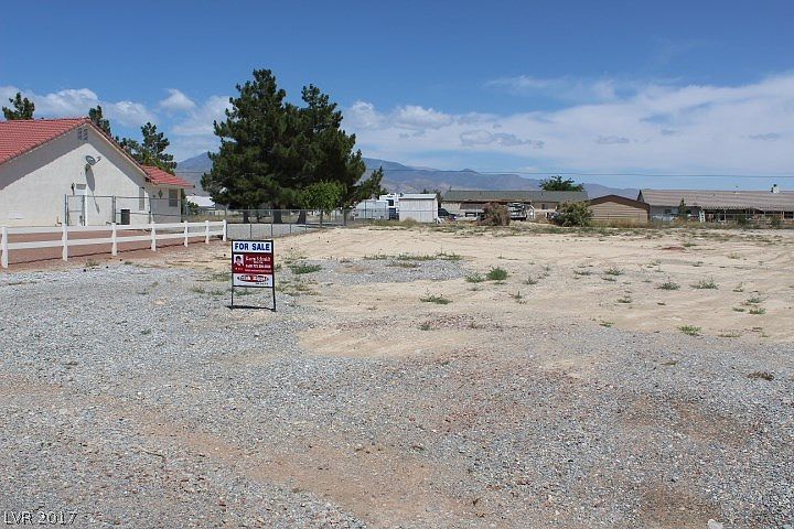 1st image of 3181 S Margarita Ave