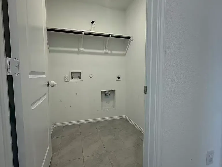 330 Ashbrook Way — Photo 13