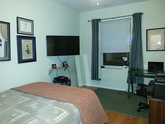 5th image of 1303 W North Shore Ave APT 2