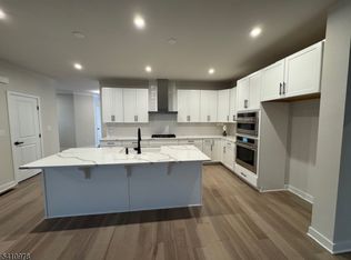 61 Willow Way, Parsippany, NJ 07054