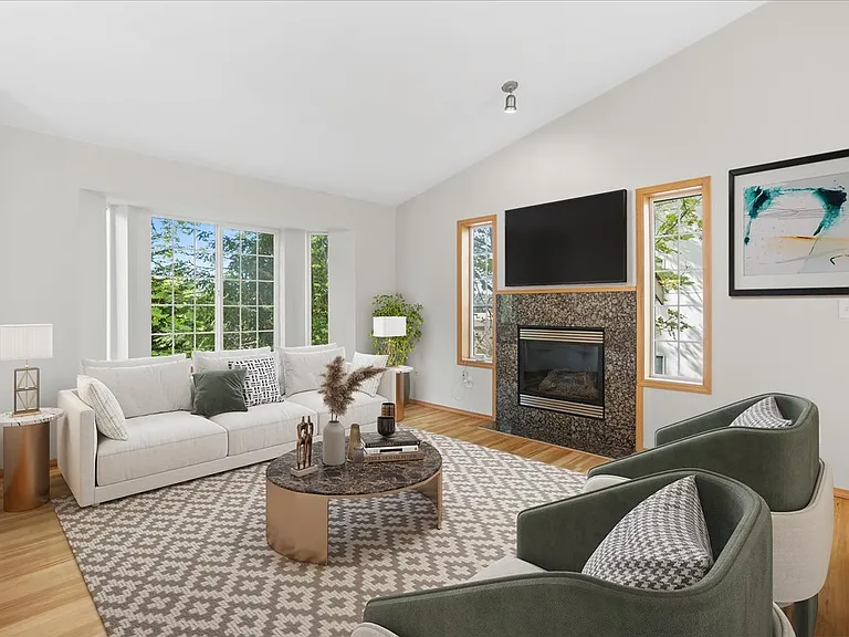 5062 23rd Ave SW — Photo 5