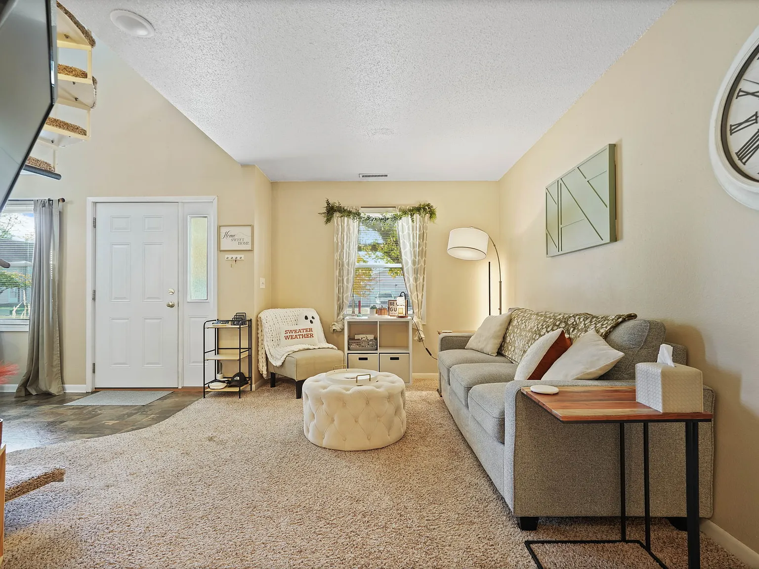 2 bed, 878 sqft, $975 — Photo 3