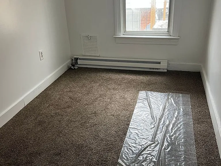 1055 N Duke St — Photo 9