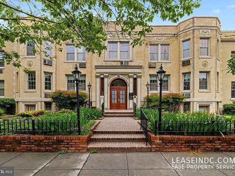 3024 Wisconsin Ave NW #204 — Photo 1