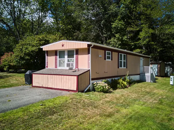34 Imperial Drive, Eliot, ME 03903