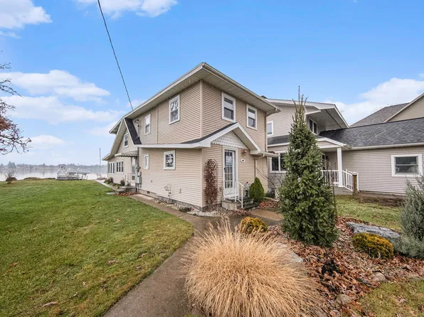 409 Lighthouse Ln, Horton, MI 49246