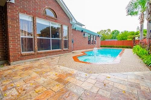 1st image of 6411 Laurel Bush Ln