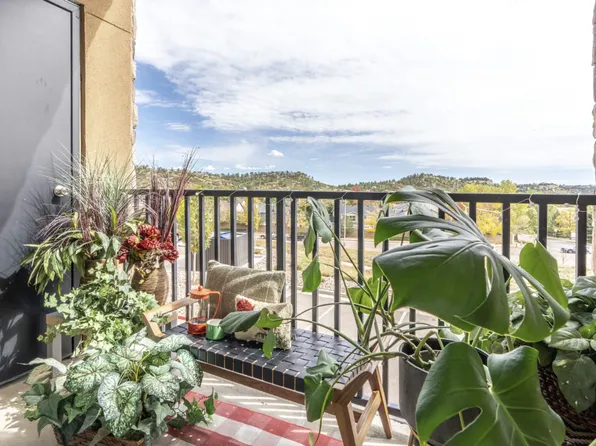 The Edge at Mt. Shadows