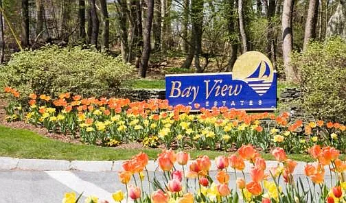 Bay View Estates — Photo 3