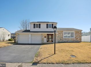 3241 Fairway Rd, Bensalem, PA 19020