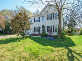 9718 Mitchell Glen Dr, Charlotte, NC 28277