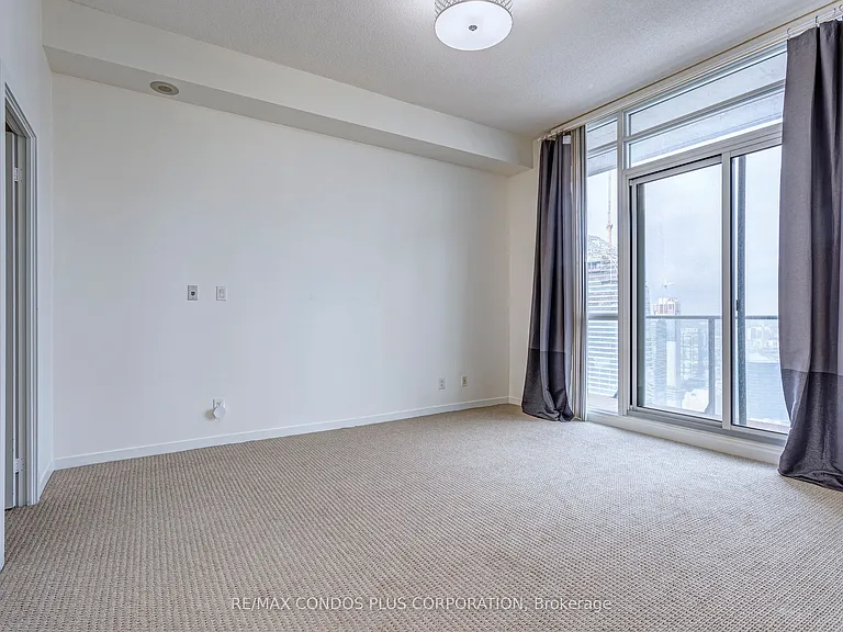 65 Bremner Blvd #5303 — Photo 11