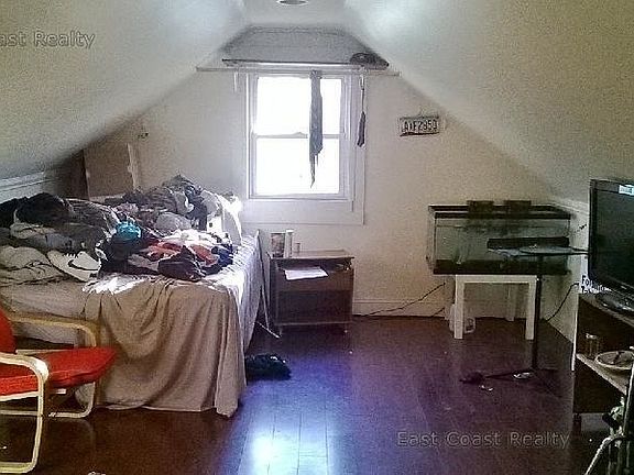 3rd image of 4 Iroquois St #6