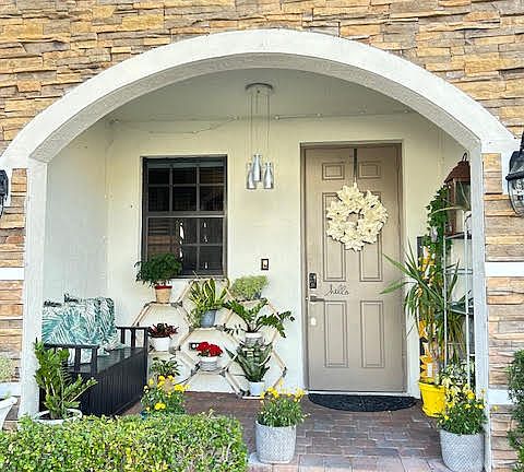 5th image of 2703 NW 55th Ave