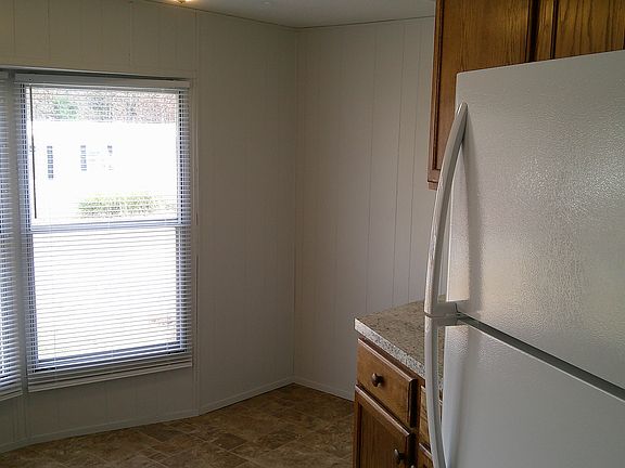 3rd image of 134 Starwood Dr