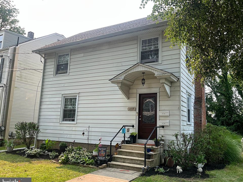 1st image of 119-2 Fowler Ave