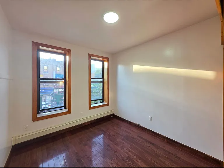 5505 8th Ave #2 — Photo 3