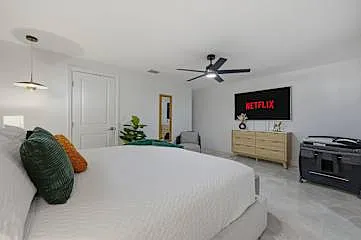 4644 Bay Crest Dr — Photo 14