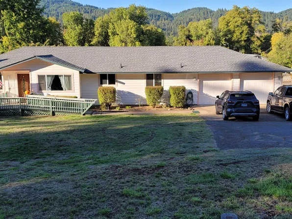 1229 S Side Rd, Sutherlin, OR 97479